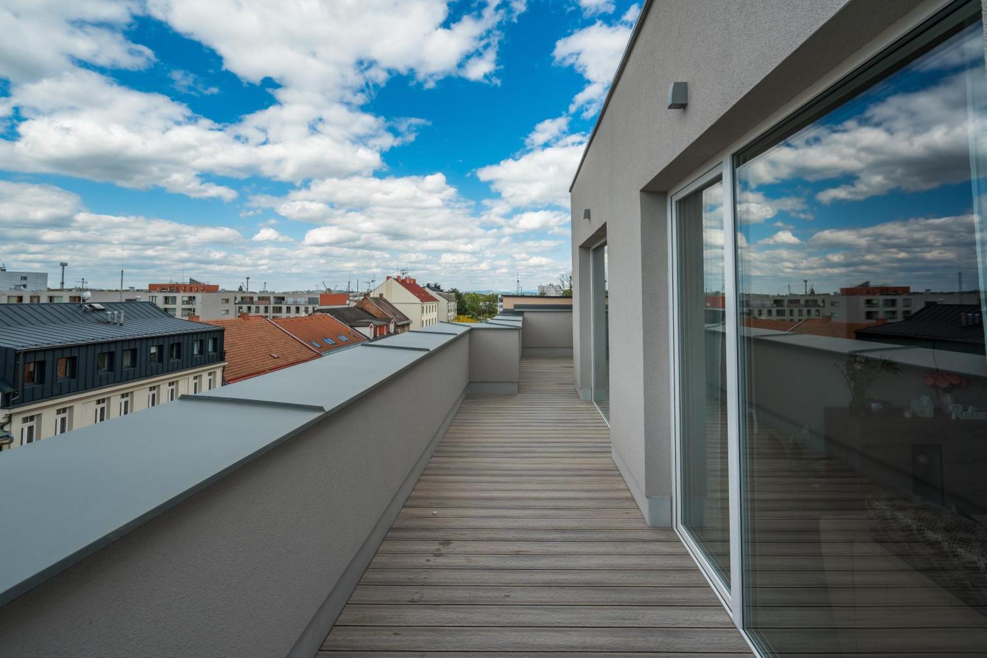 Perla Hradce 401 Apartamento Hradec Králové Exterior foto