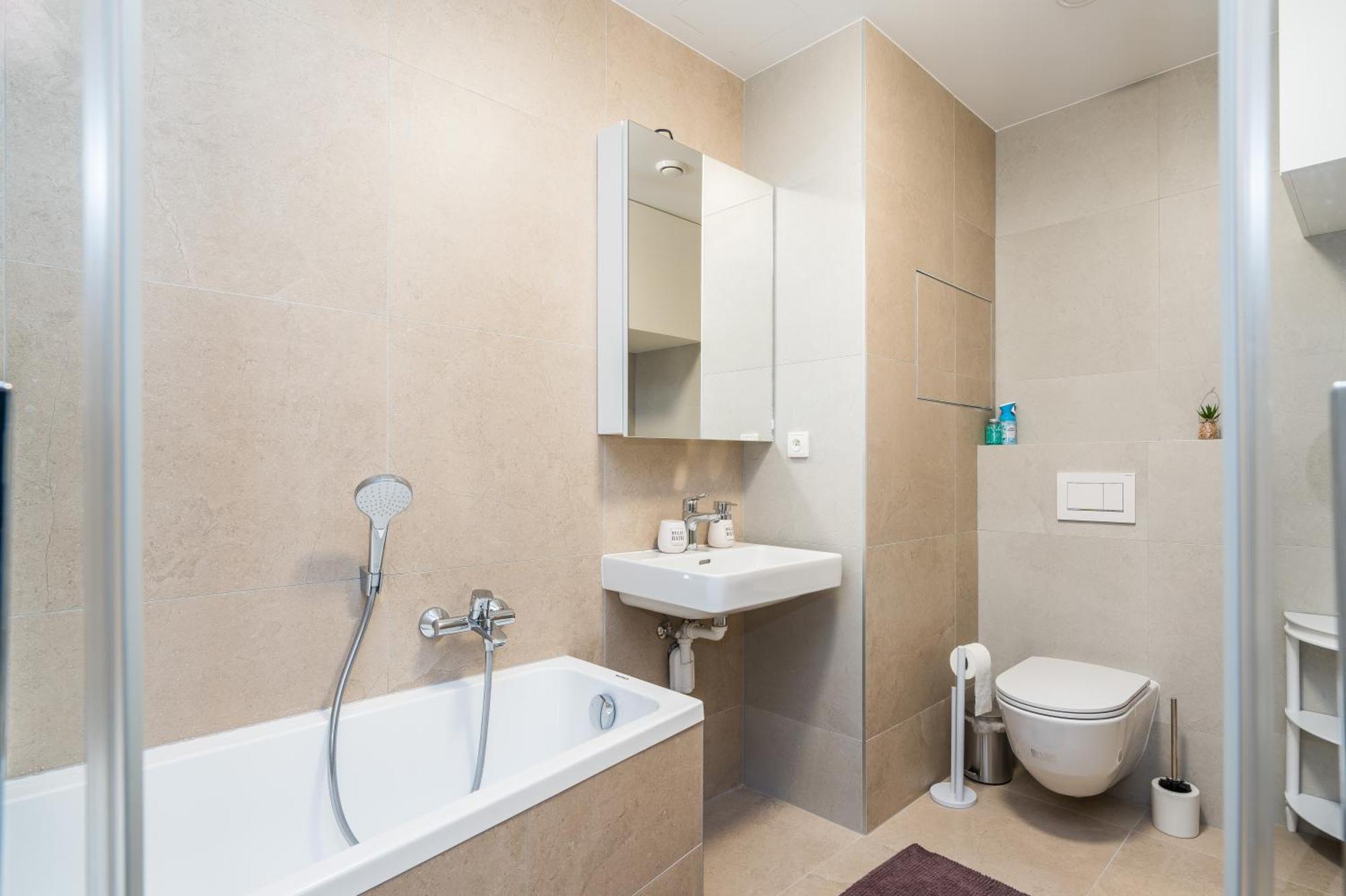 Perla Hradce 401 Apartamento Hradec Králové Exterior foto