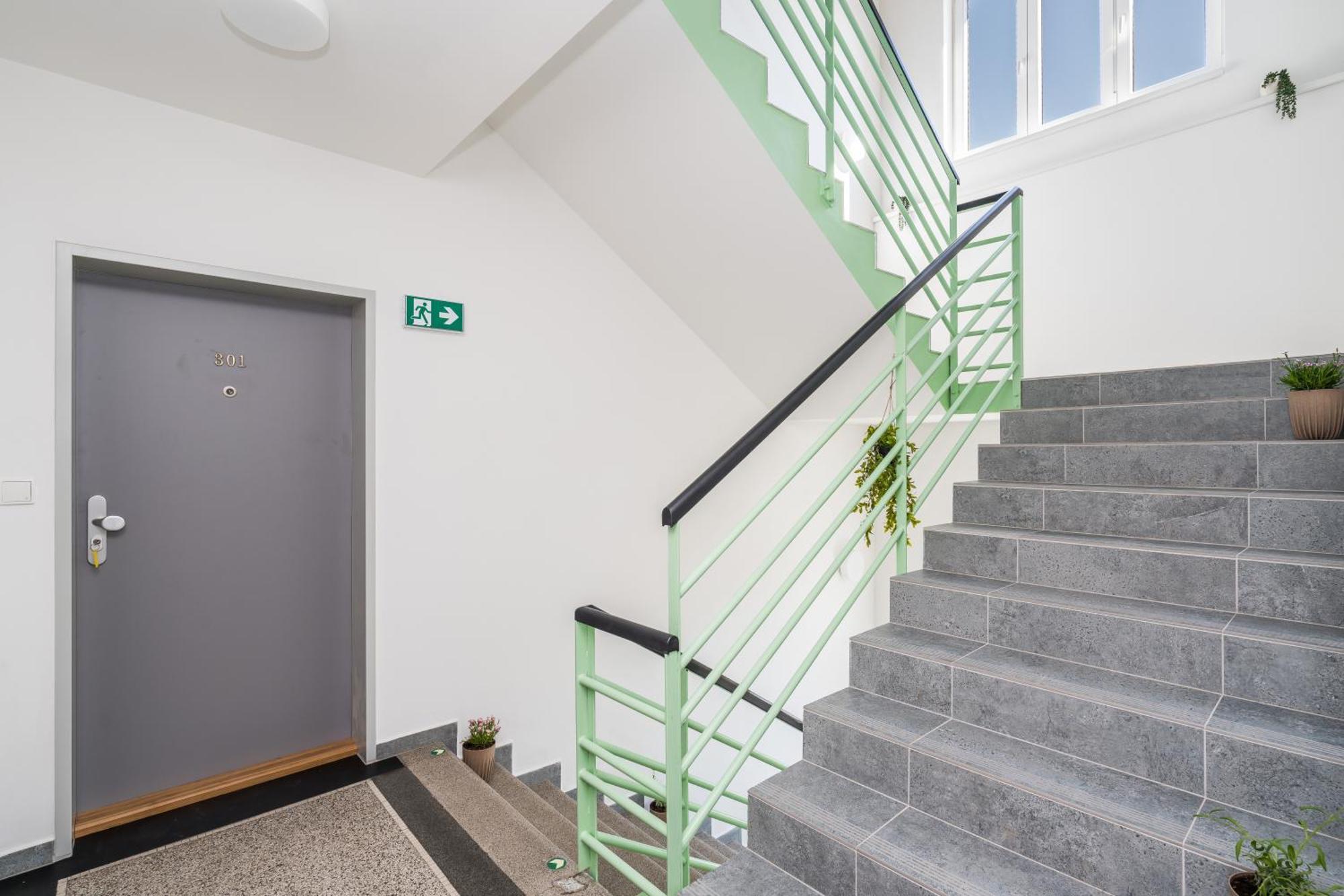 Perla Hradce 401 Apartamento Hradec Králové Exterior foto