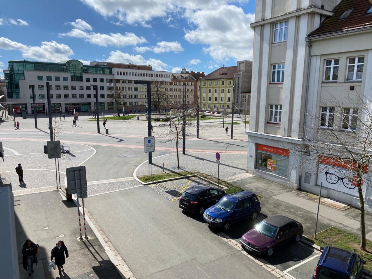 Perla Hradce 401 Apartamento Hradec Králové Exterior foto
